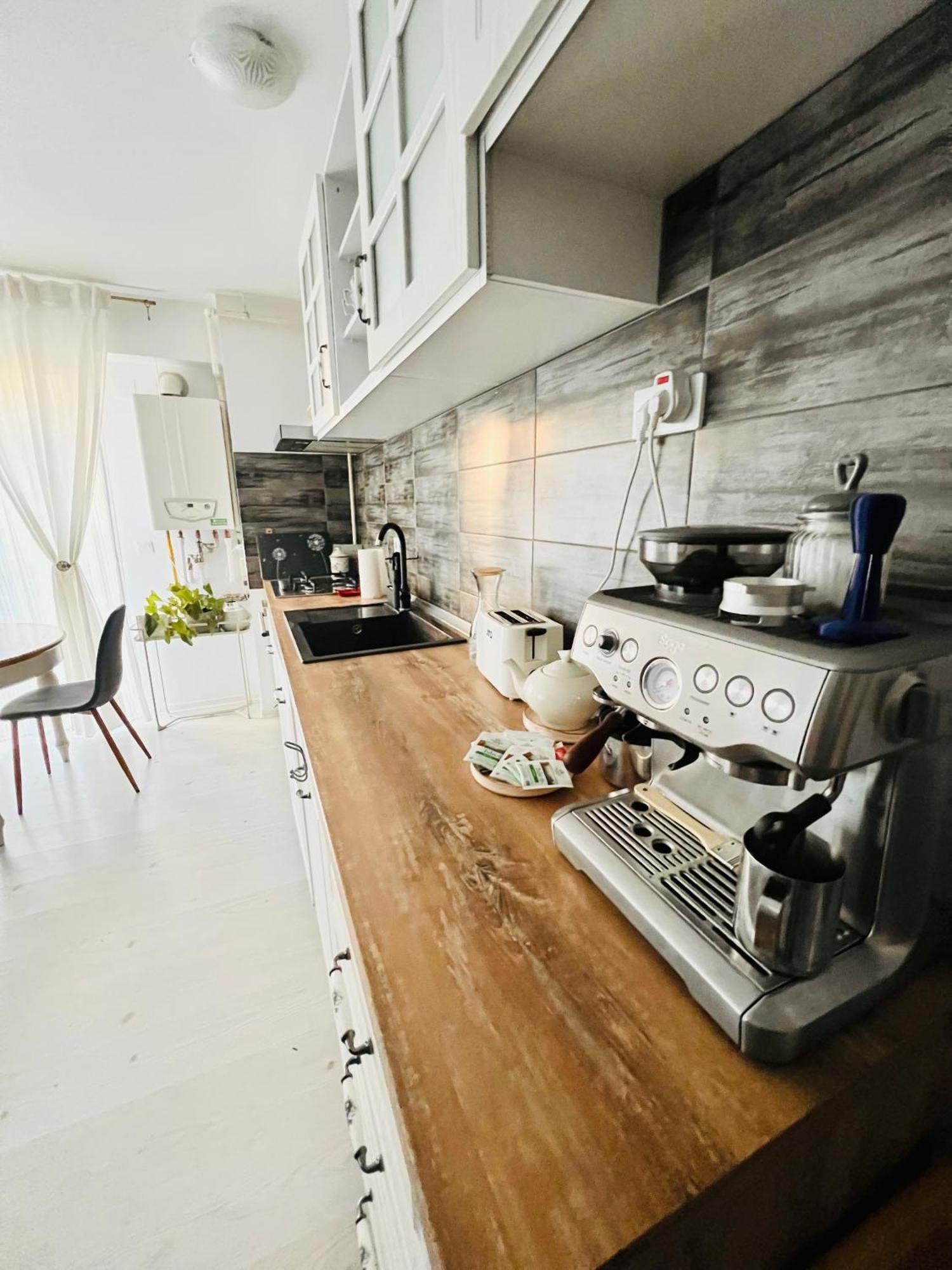דירות אוטופן The Airport Loft מראה חיצוני תמונה